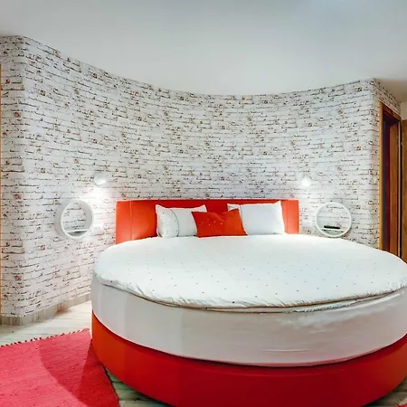 Idlewood Villa *